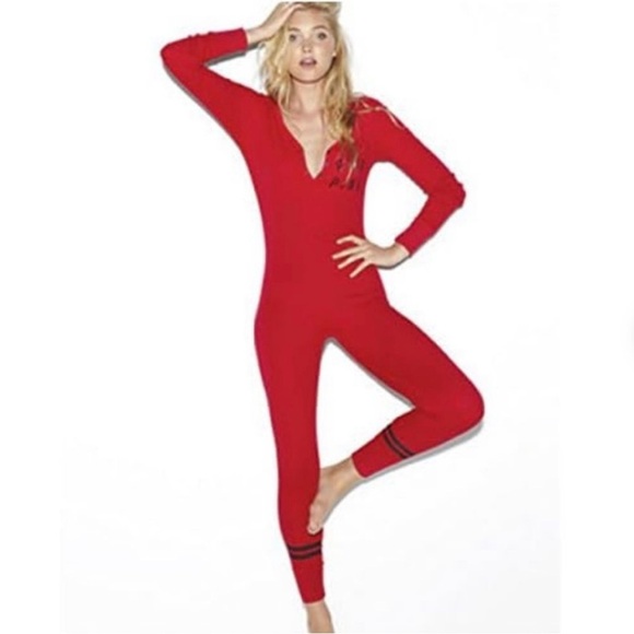Victoria Secrets PINK red thermal Ho! Ho! Ho! holiday thermal onesie back flap - Picture 3 of 7